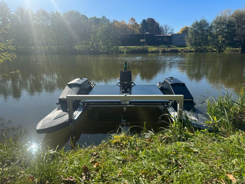 Solar AquaRanger – vodný dron